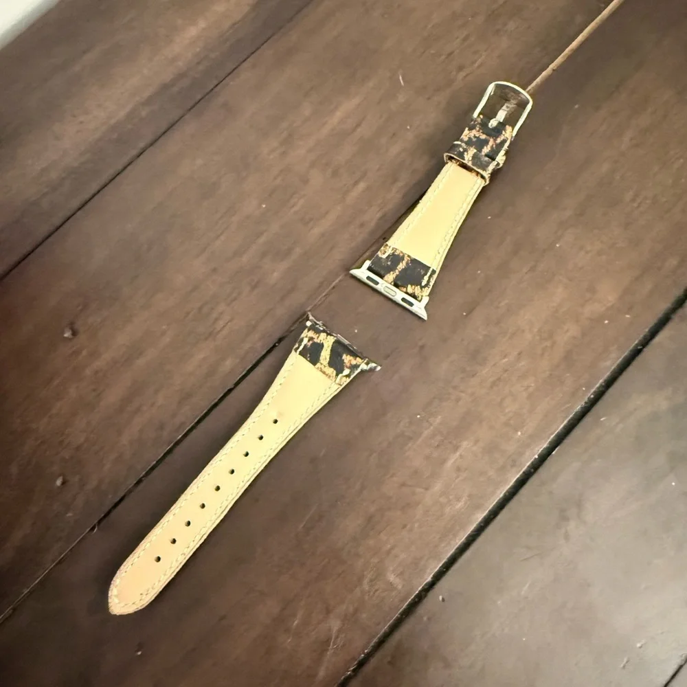 Leopard Print Apple Watch Band